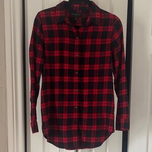 Banana Republic Red and Black Plaid Women’s Shirt